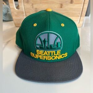 Mitchell & Ness Seattle SuperSonics Snapback